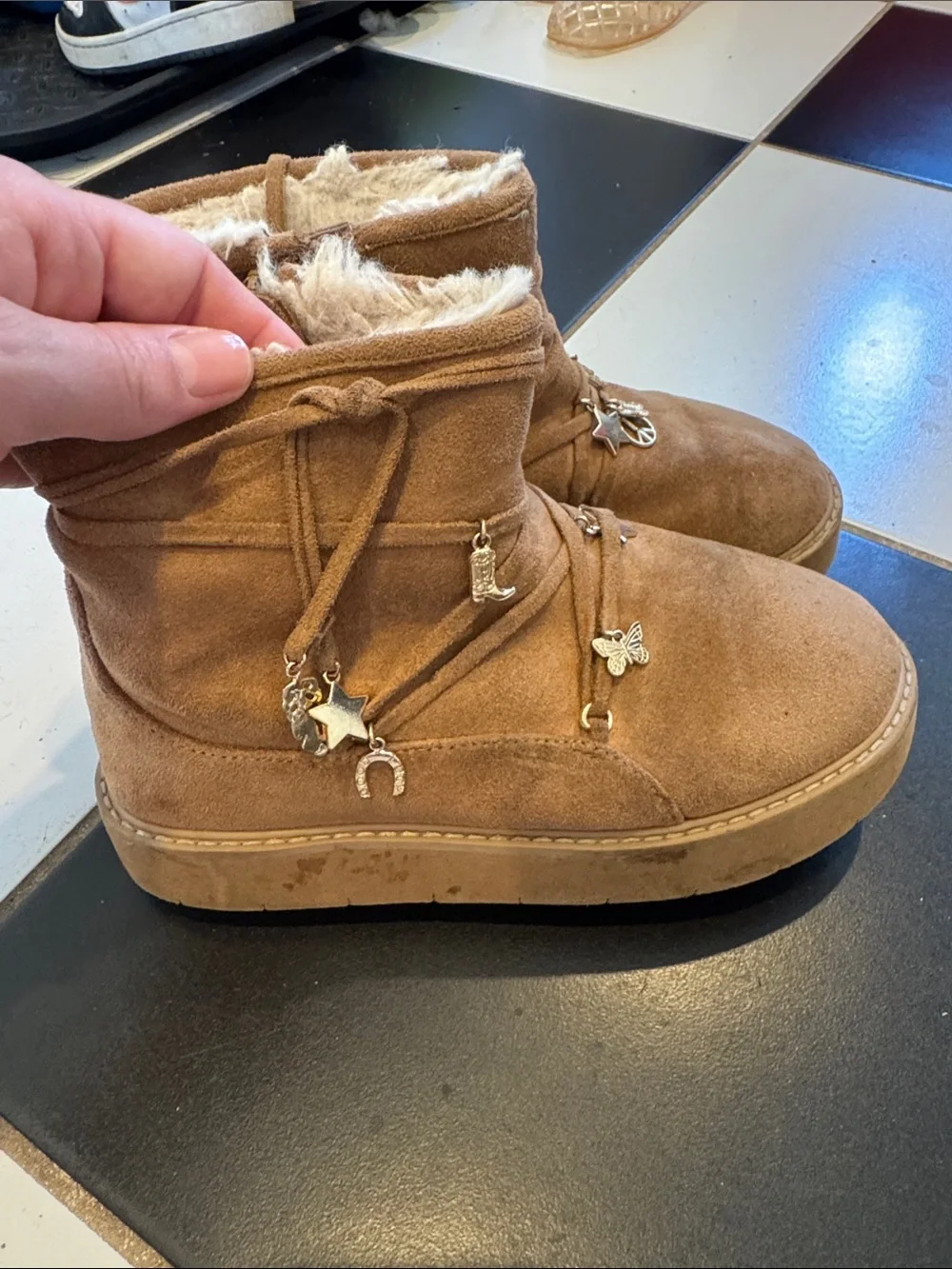 Girls' Tan Faux-Suede Winter Boots with Charm Accents sz 2